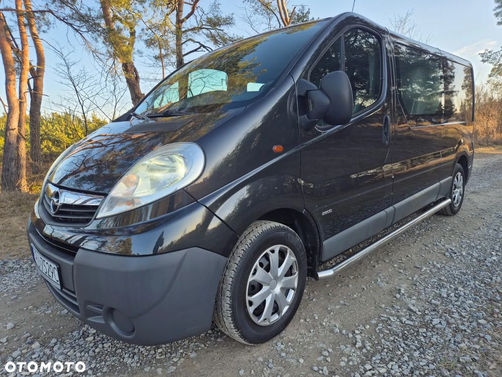 Opel Vivaro - 1
