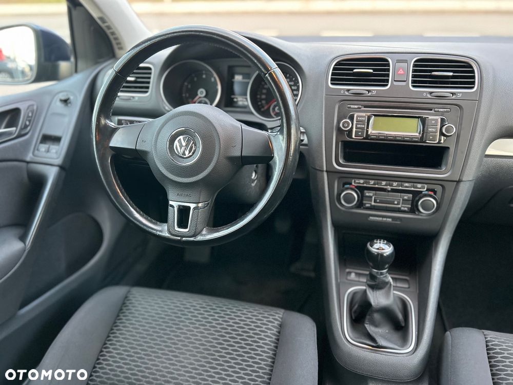 Volkswagen Golf 1.2 TSI BMT Trendline - 11