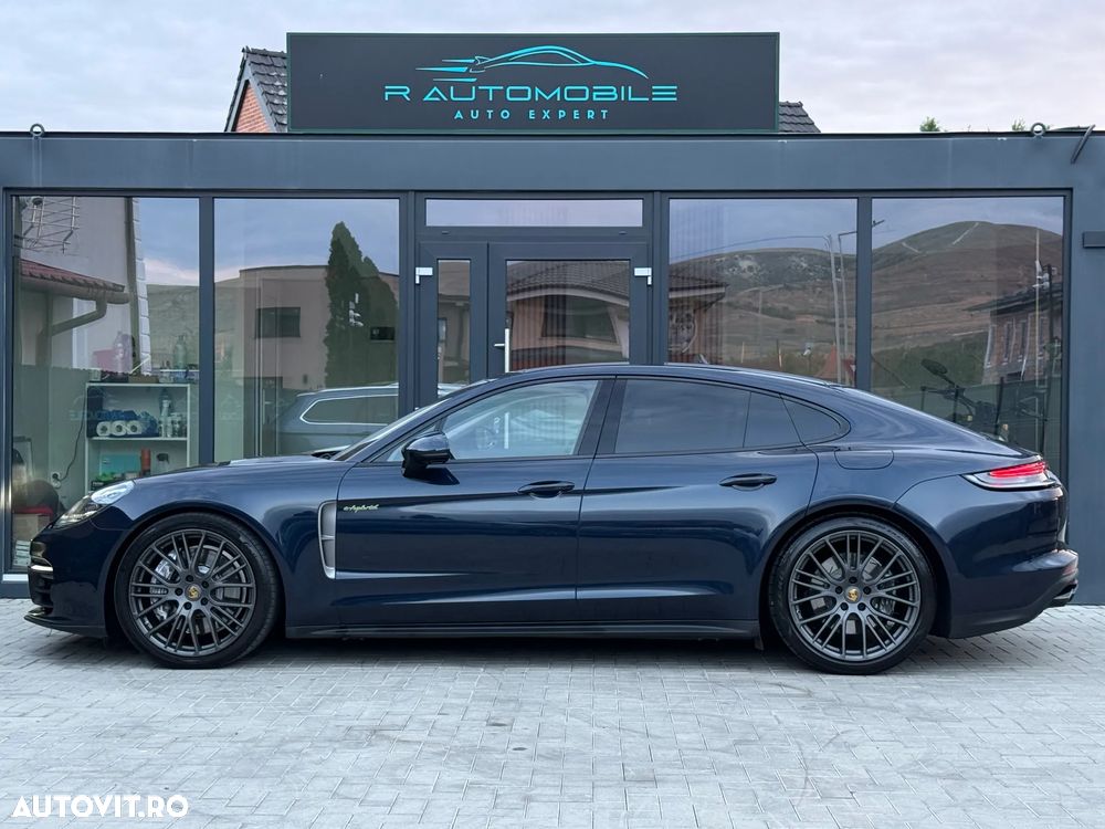 Porsche Panamera - 5