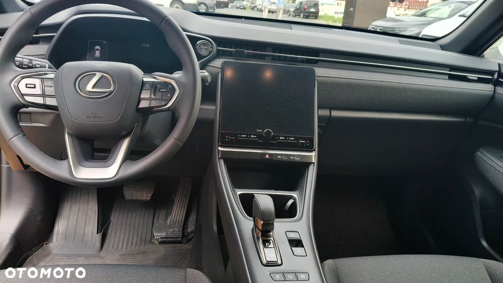 Lexus LBX 1.5 Hybrid - 10
