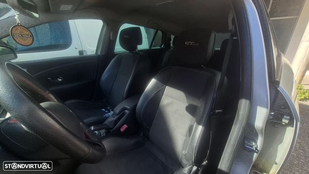 Renault Mégane Sport Tourer 1.5 dCi GT Line SS - 7