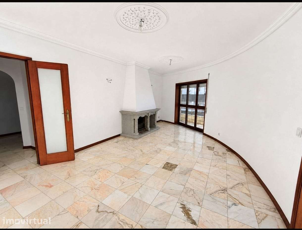 Apartamento T3 centro de Albergaria-a-Velha - Grande imagem: 5/27