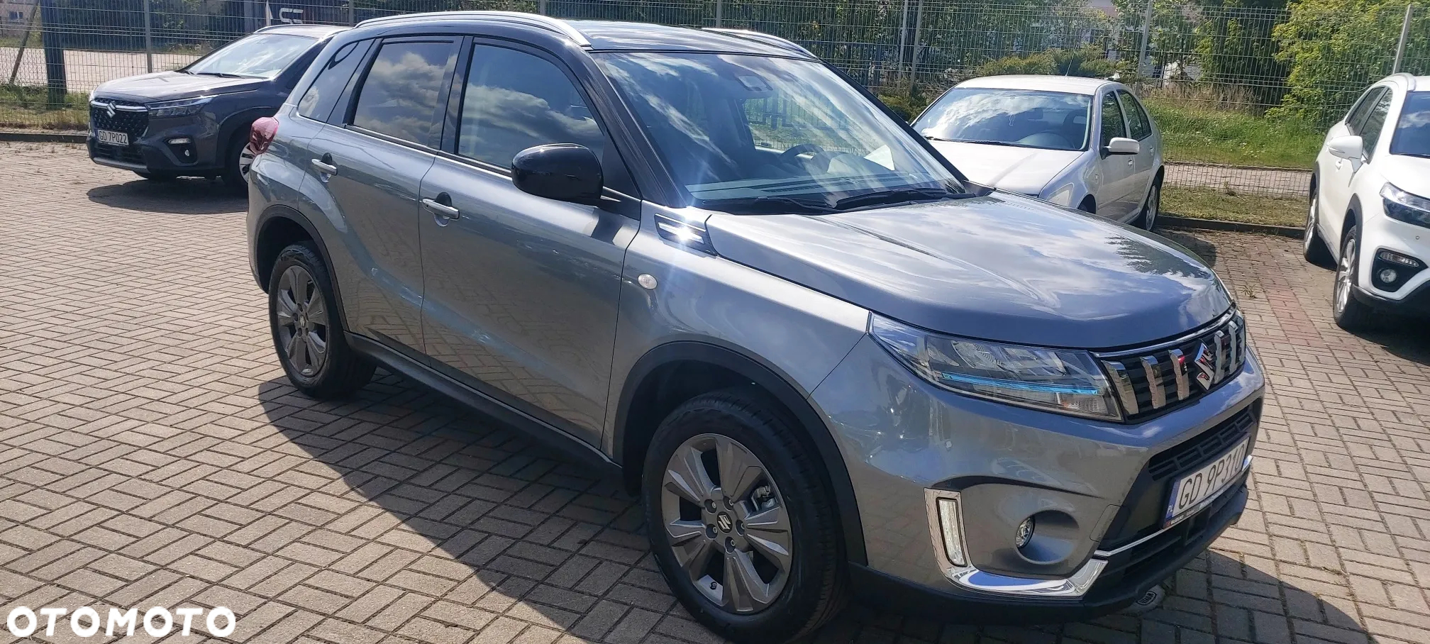 Suzuki Vitara 1.5 Strong Hybrid Premium 2WD AGS - 2