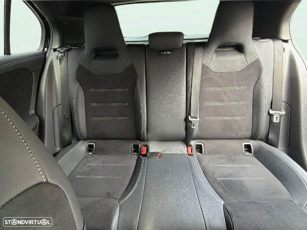 Mercedes-Benz A 250 - 18