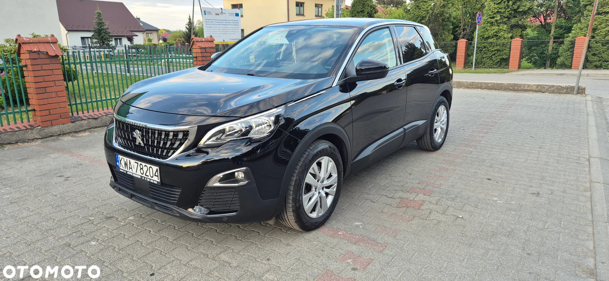 Peugeot 3008 1.5 BlueHDi Active S&S EAT8 - 4