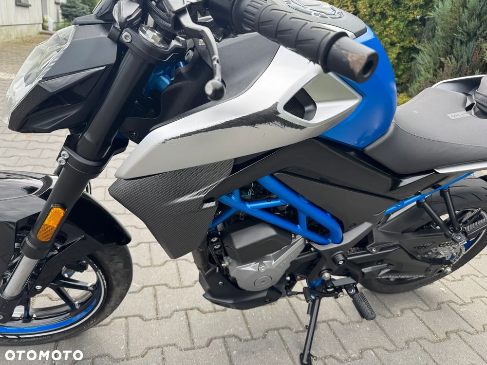 CFMoto 300NK - 19