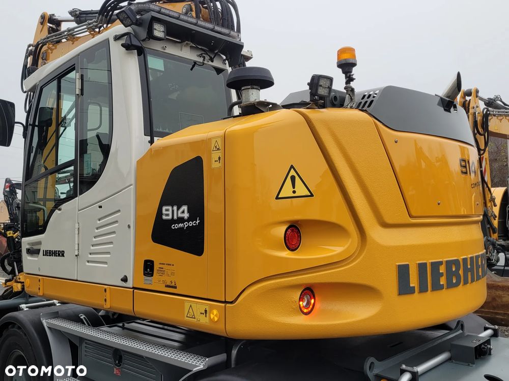 Liebherr A914 compact / ROTOTILT ze szczypcami / 2017rok /SUPER STAN / - 18