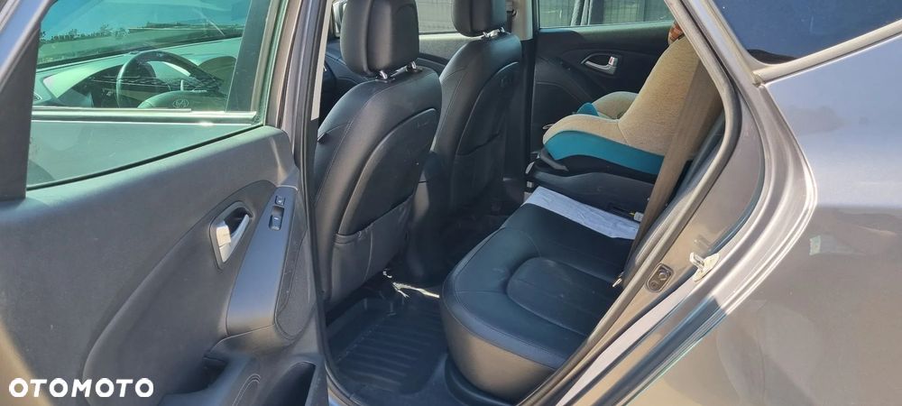 Hyundai ix35 2.0 4WD Trend - 8