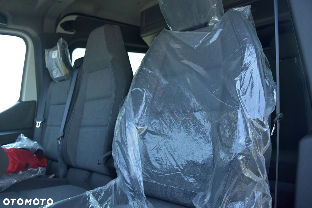 Renault Master Brygadówka 7os L3H2 2.0 170KM - 9