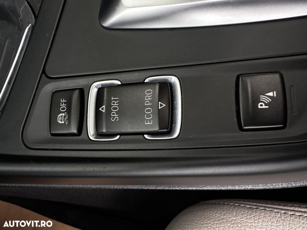 BMW Seria 2 220d Aut. Luxury Line - 22