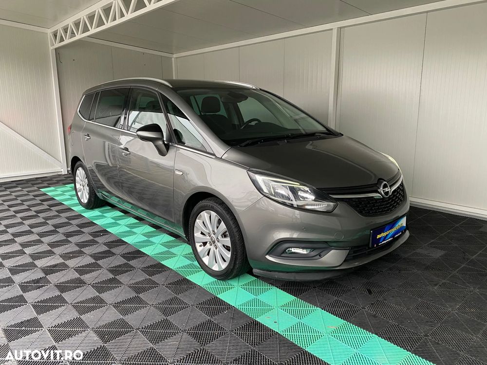 Opel Zafira - 10