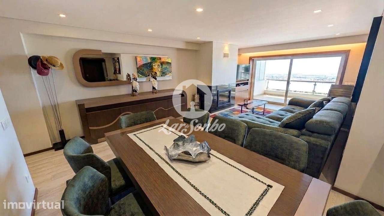 Exclusividade à Beira-Mar | T3+T1 de Luxo na 1.ª Linha da Póvoa de ... - Grande imagem: 2/31