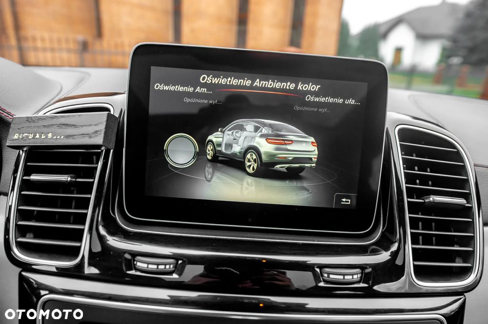 Mercedes-Benz GLE 350 d 4Matic 9G-TRONIC AMG Line - 33