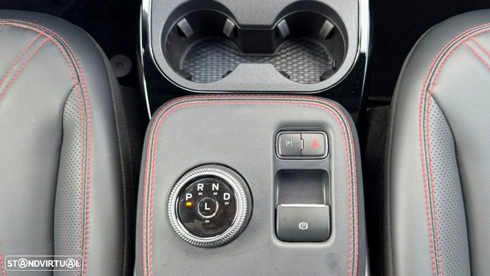 Ford Mustang Mach-E AWD PREMIUM - 13