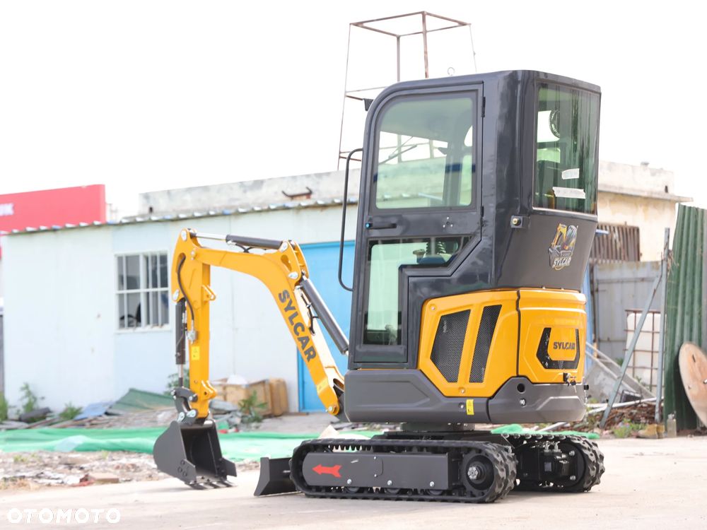 Inny Minikoparka Sylcar SC16SK - 9