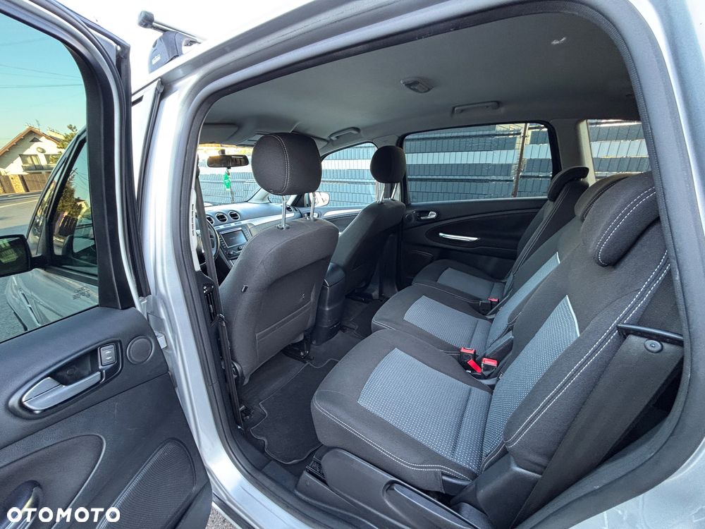 Ford S-Max 2.0 TDCi DPF Champions Edition - 17