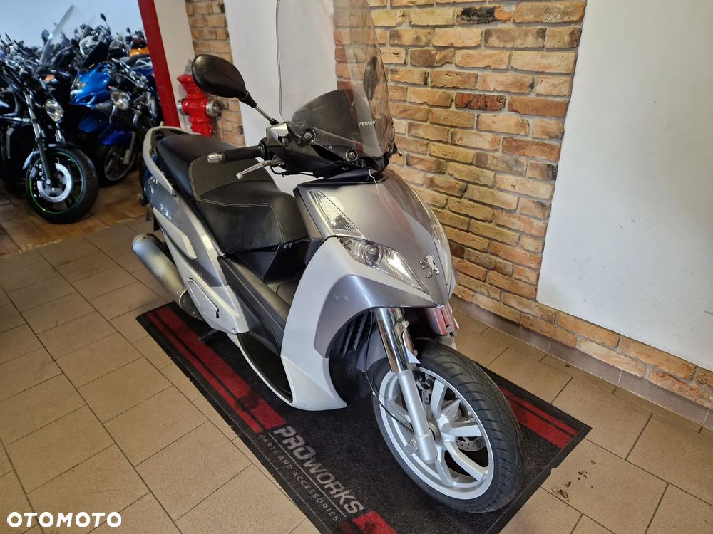 Peugeot Geopolis - 27