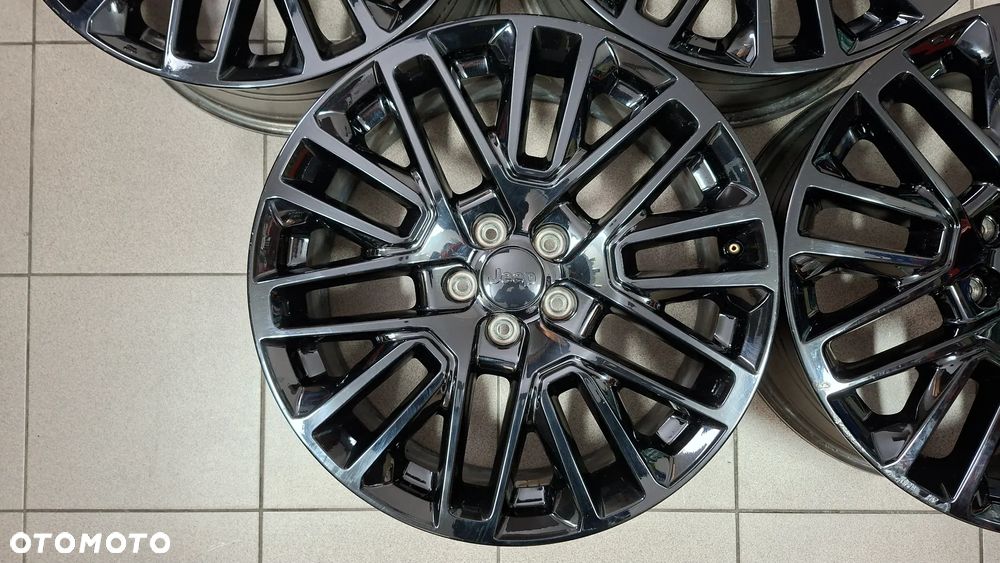 Felgi Aluminiowe 19 Jeep Compass II Renegade 5x110 ET 40 - 2
