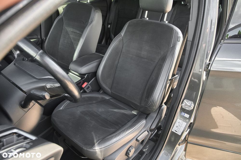 Ford Kuga - 19