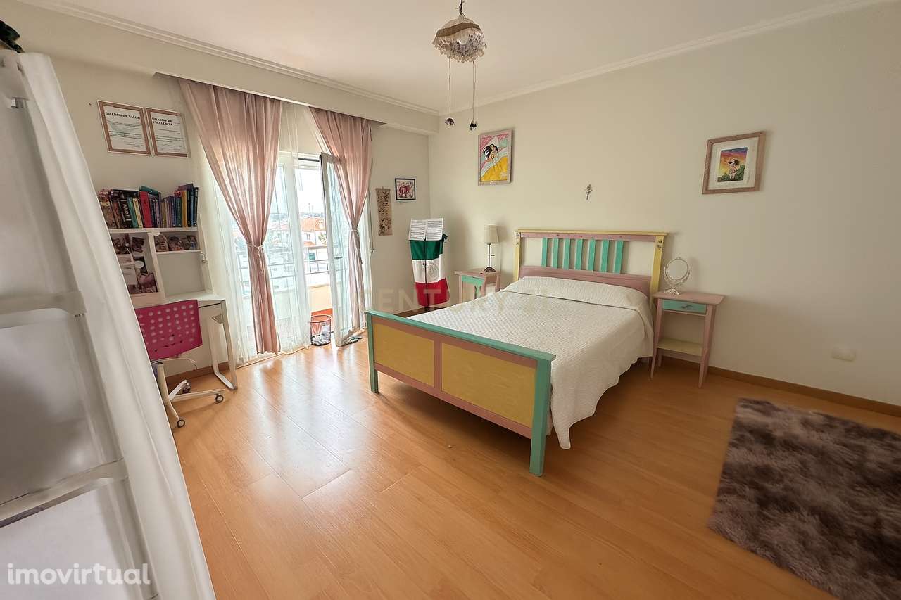 Moradia T3 condomínio fechado Sobreiro Curvo em A dos Cunhados - Grande imagem: 3/29