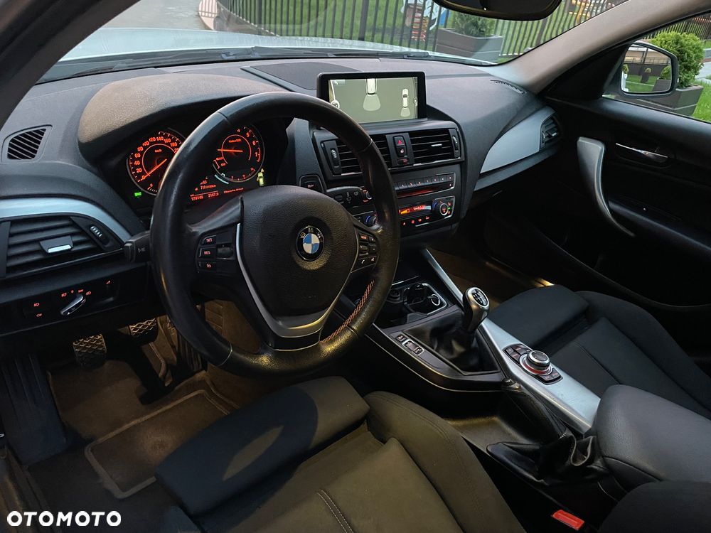 BMW Seria 1 118i Sport Line - 11