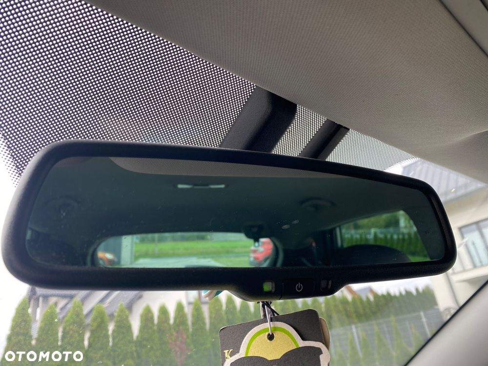 Hyundai ix35 2.0 4WD Premium - 21