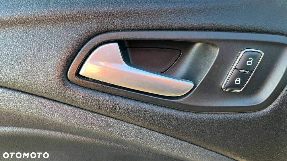 Ford Kuga ver-2-0-tdci-4x4-trend - 18