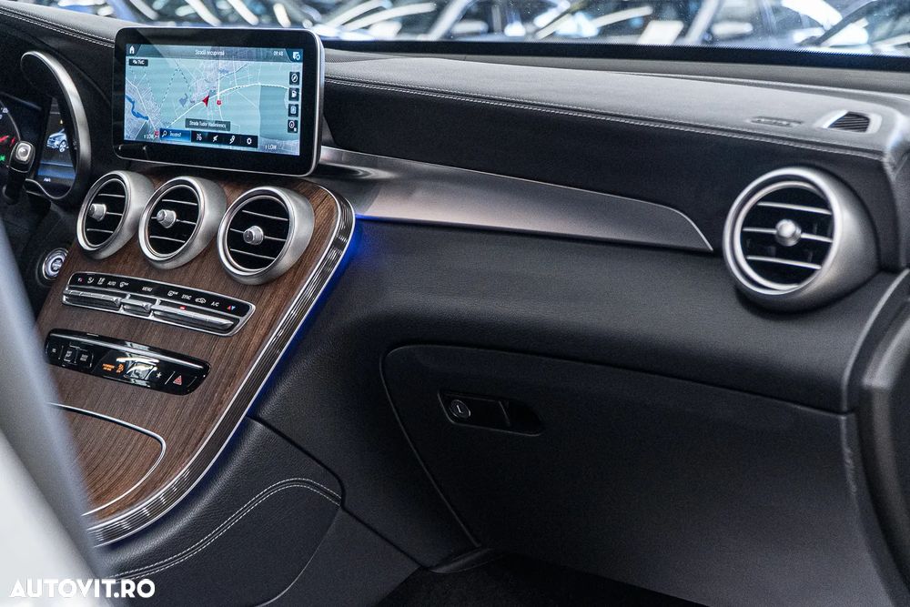 Mercedes-Benz GLC Coupe 220 d 4Matic 9G-TRONIC - 37