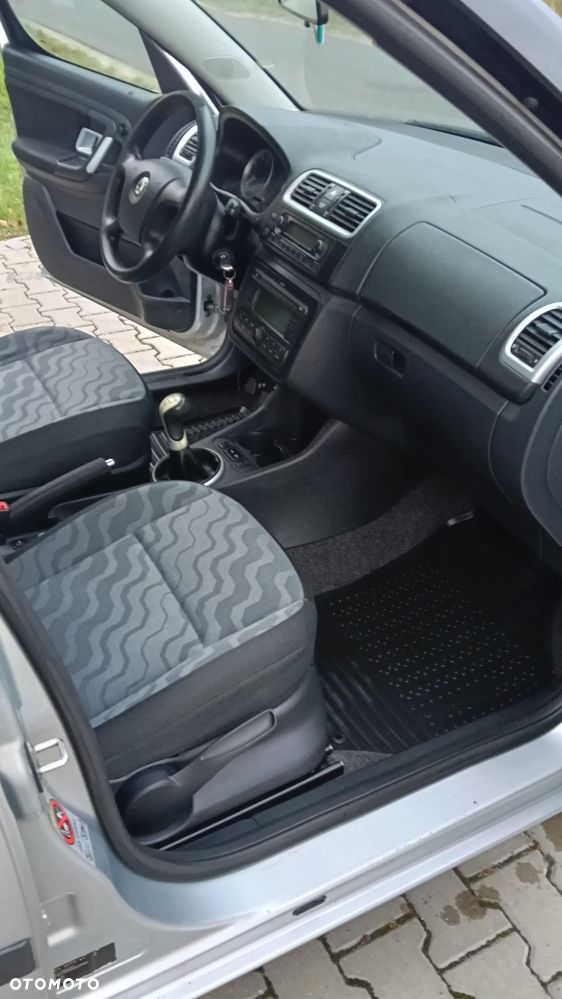Skoda Roomster - 12