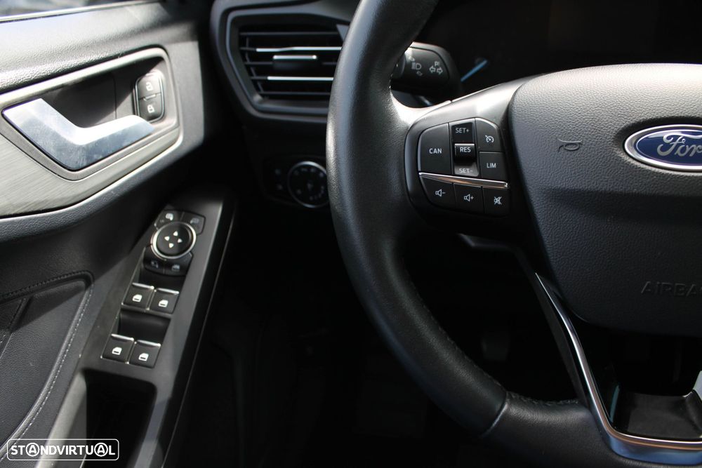 Ford Focus 1.5 TDCi EcoBlue Titanium - 12