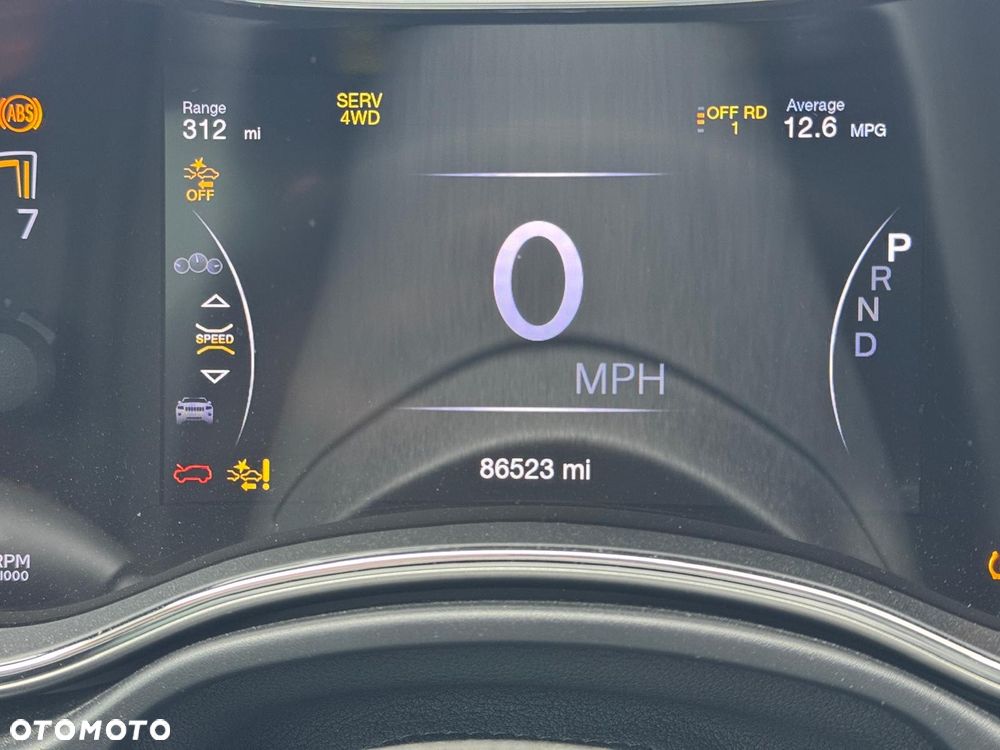 Jeep Grand Cherokee - 17