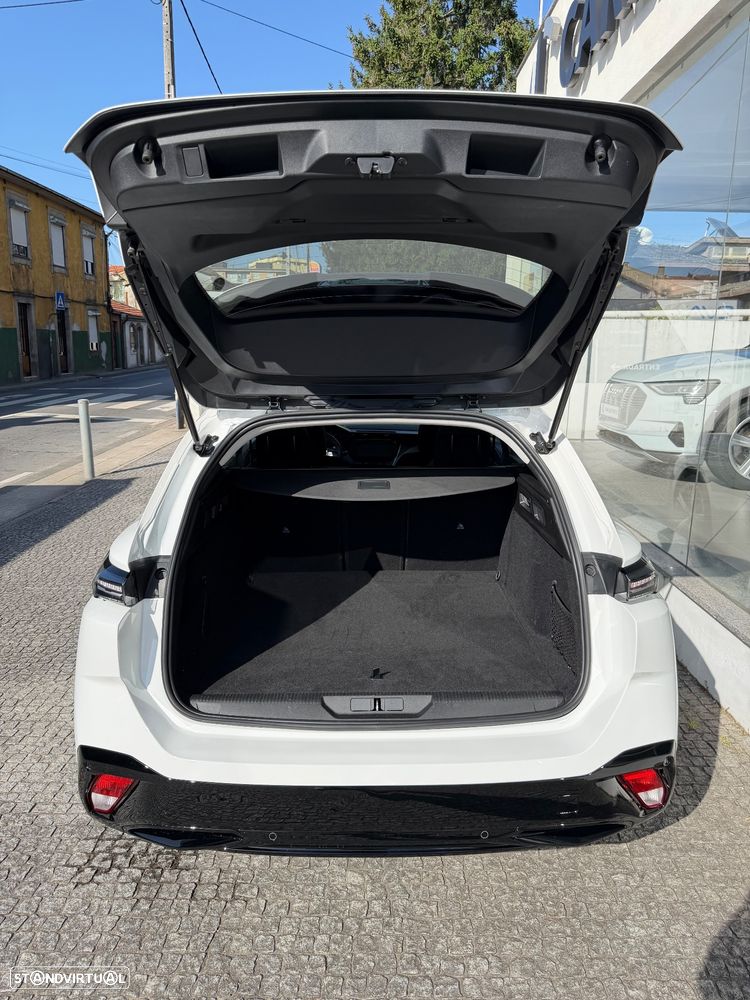 Peugeot 308 1.2 PureTech Allure EAT8 - 10