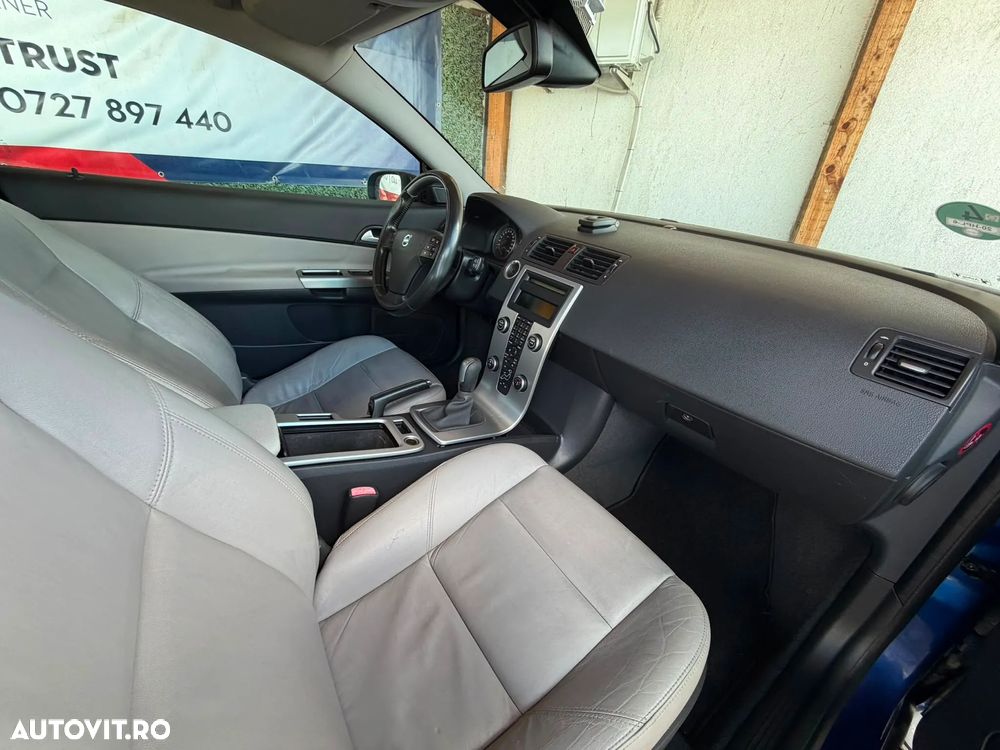 Volvo C30 1.6D - 15