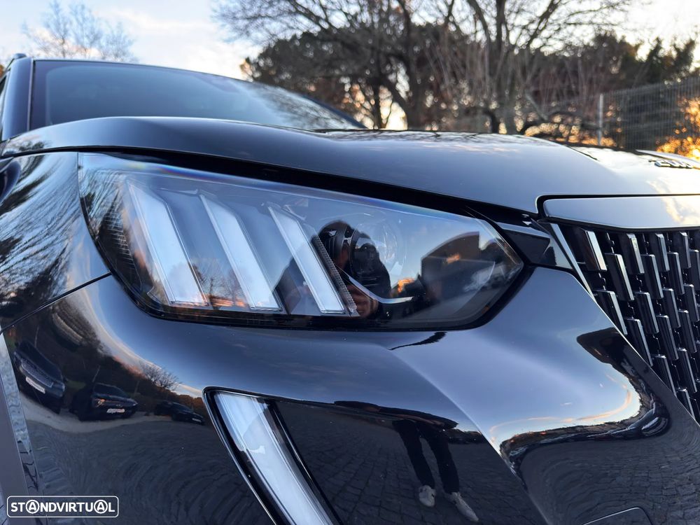 Peugeot 2008 1.2 PureTech GT Pack EAT8 - 42