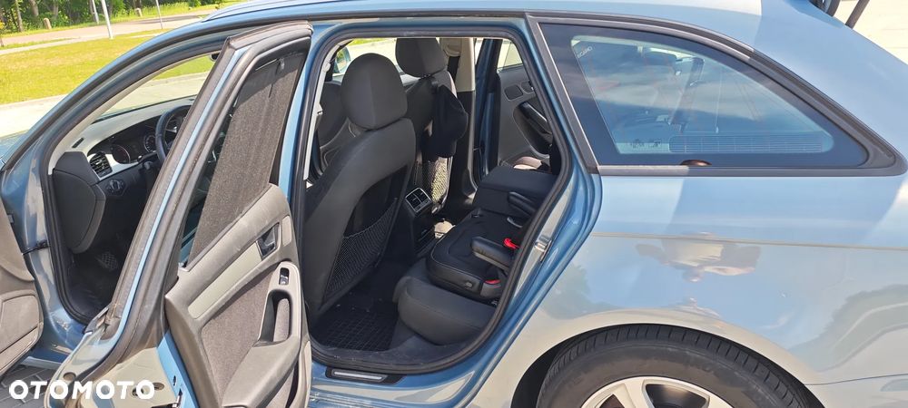 Audi A4 Avant 2.0 TDI DPF quattro Ambiente - 26