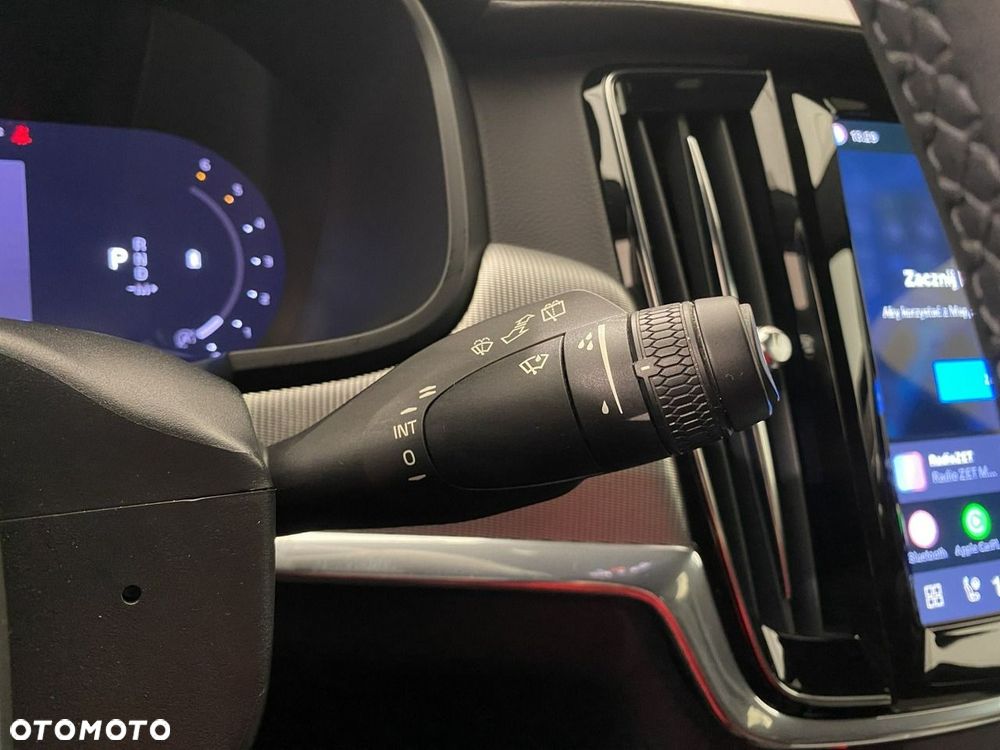 Volvo V90 B5 D AWD R-Design - 26