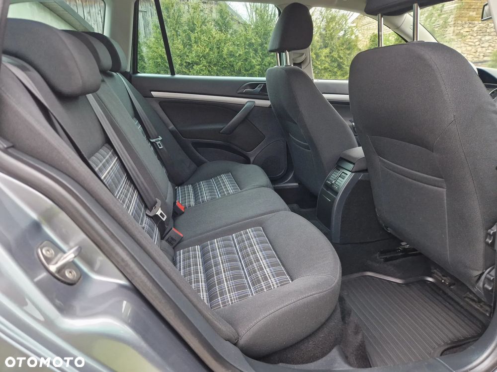 Skoda Octavia 1.8 TSI FAMILY - 37