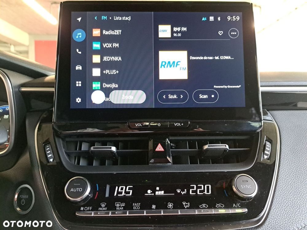 Toyota Corolla 1.8 Hybrid Style - 22