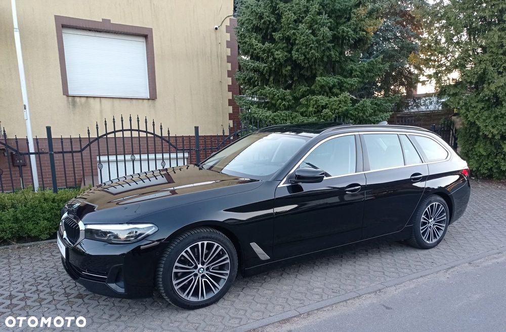 BMW Seria 5 520d Luxury Line sport - 11