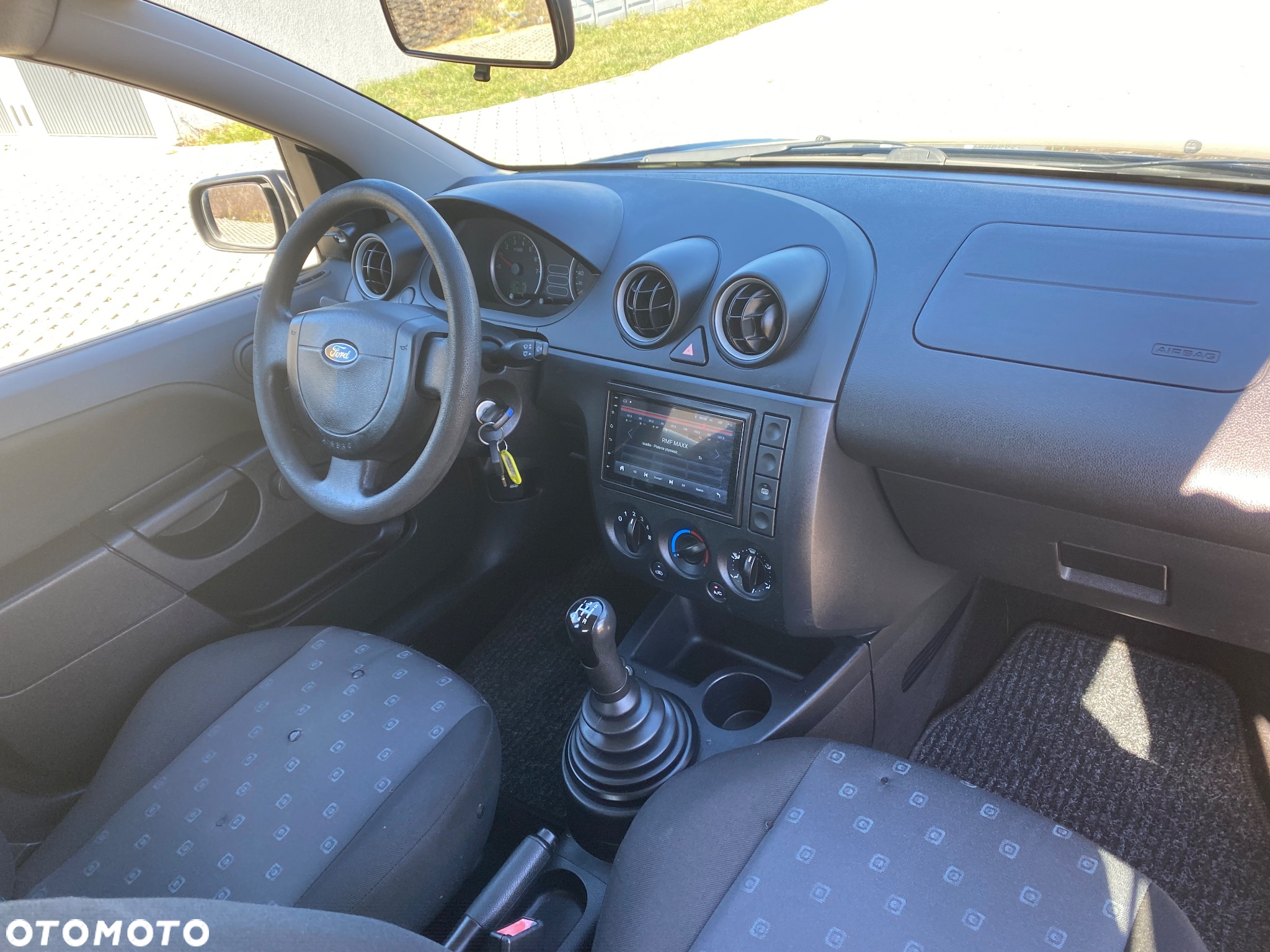 Ford Fiesta 1.3 Ambiente - 29