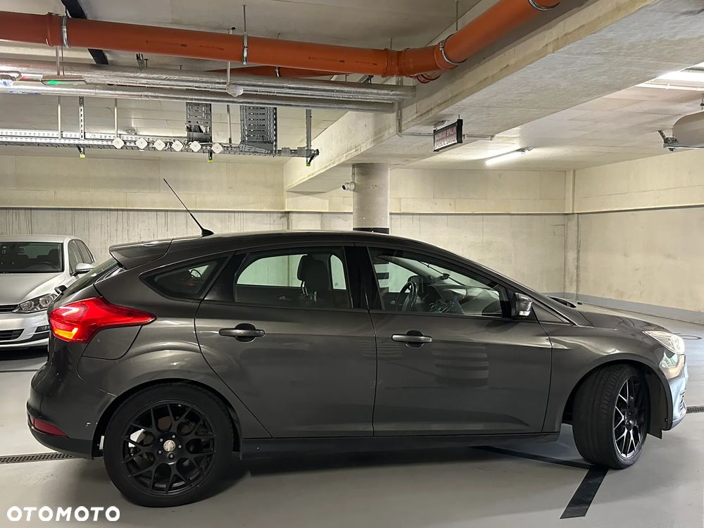 Ford Focus - 7
