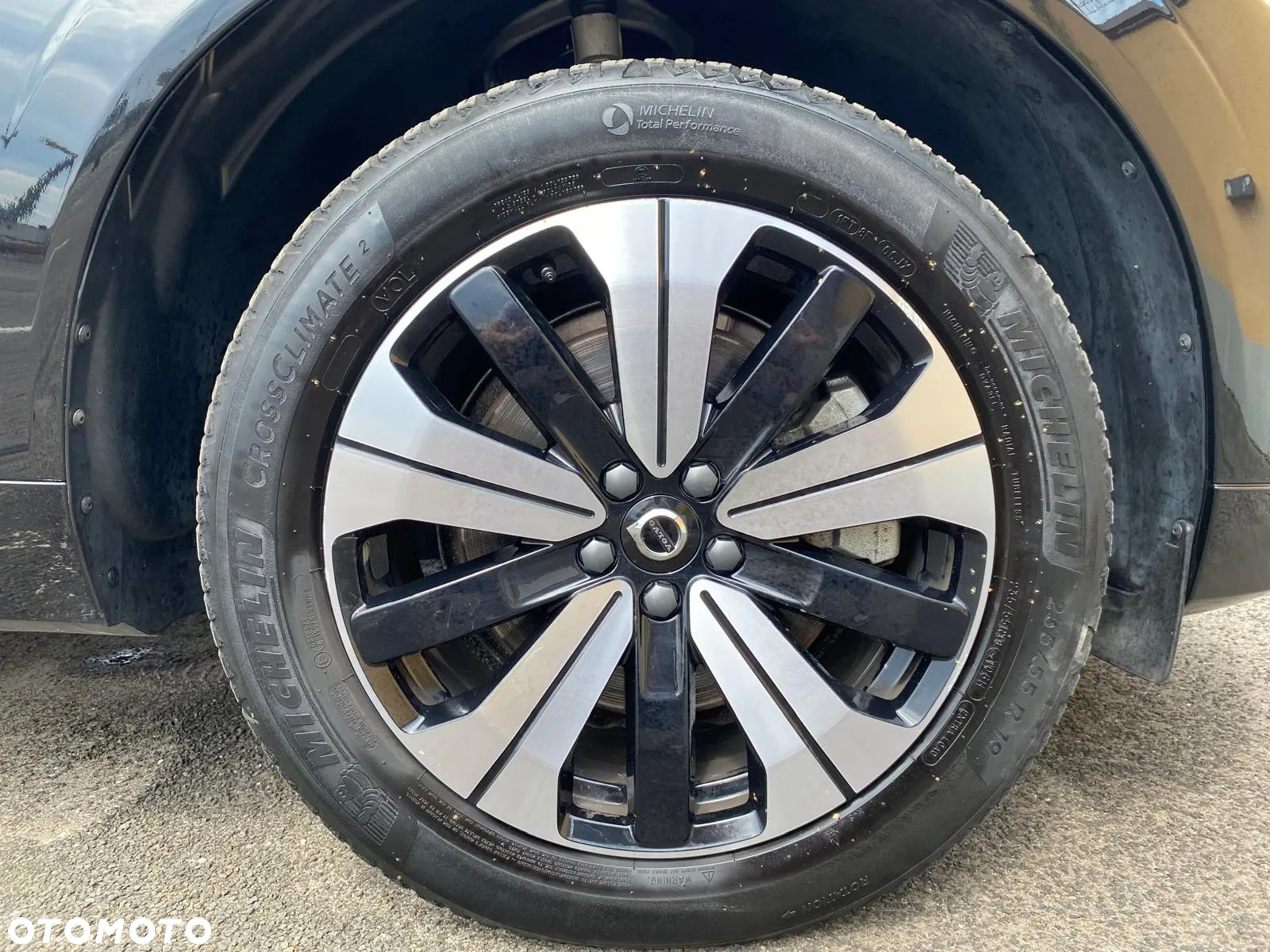 Volvo XC 60 T6 AWD Recharge Plus Dark - 11