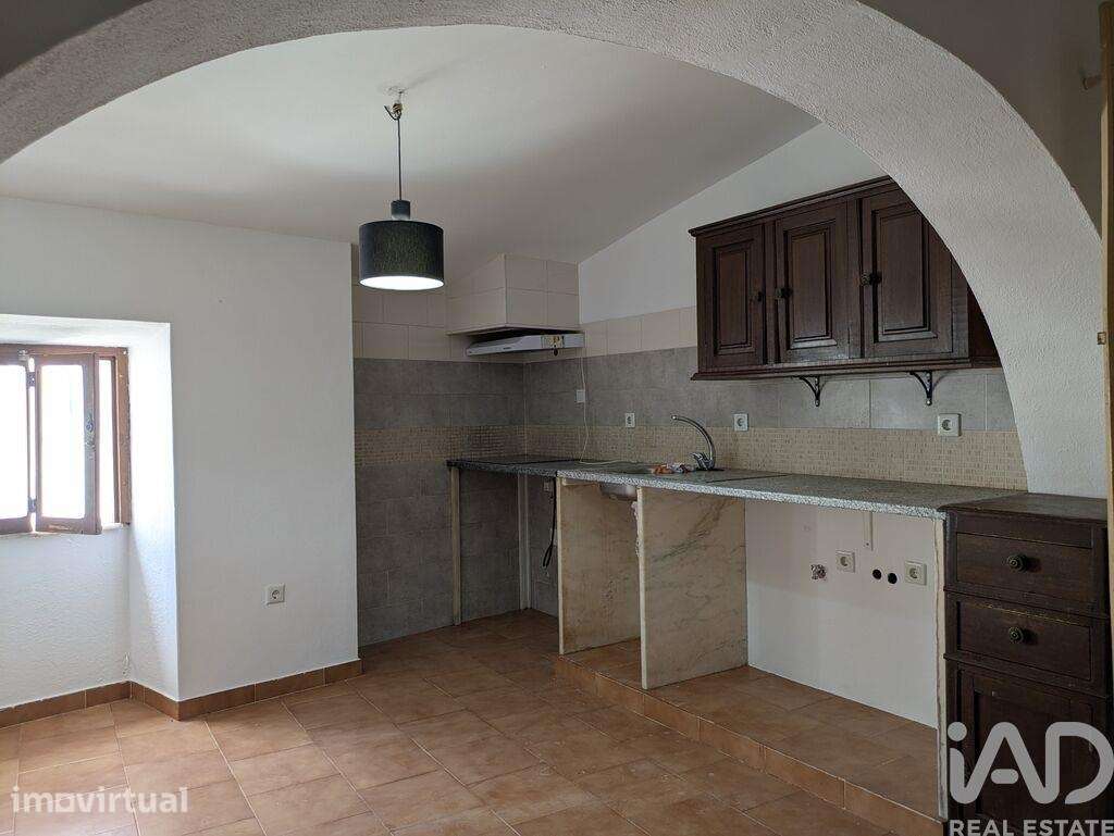 Andar de moradia T2 em Estremoz de 74 m2 - Grande imagem: 2/14