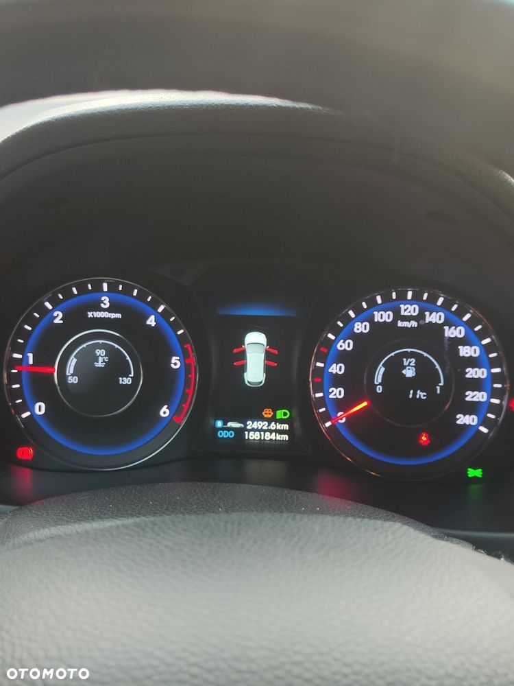 Hyundai i40 - 11
