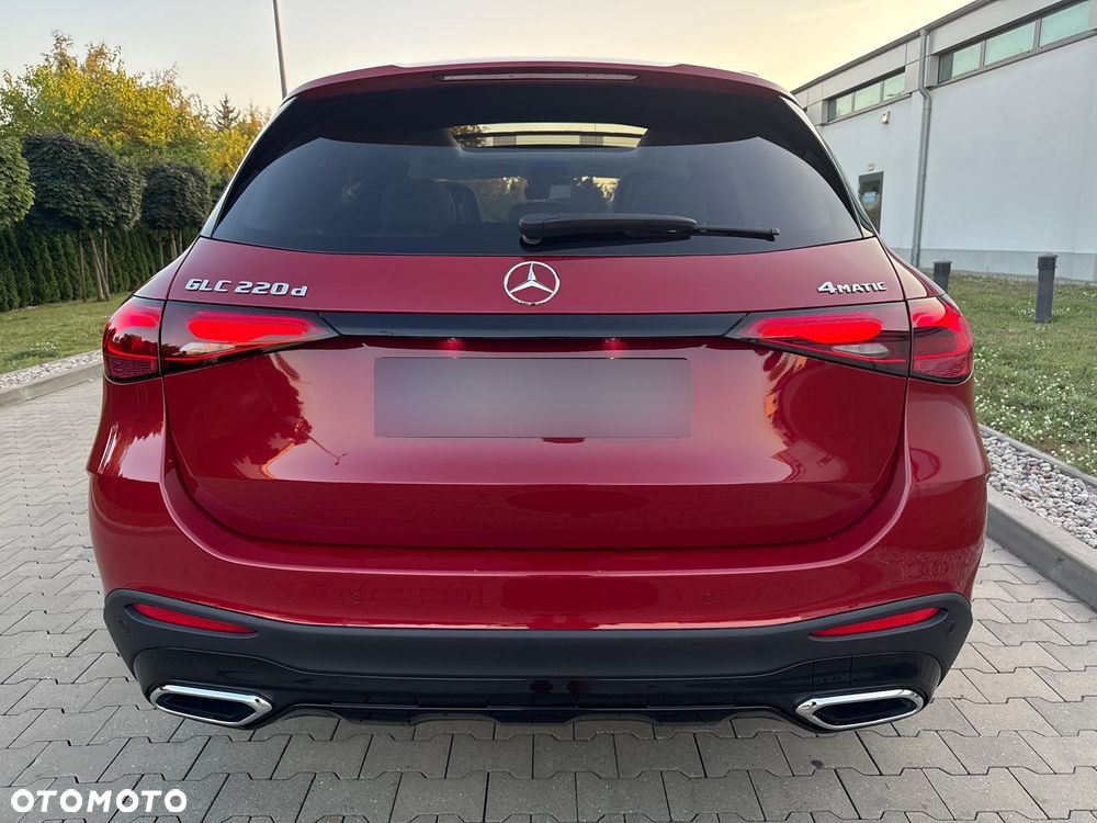 Mercedes-Benz GLC - 7
