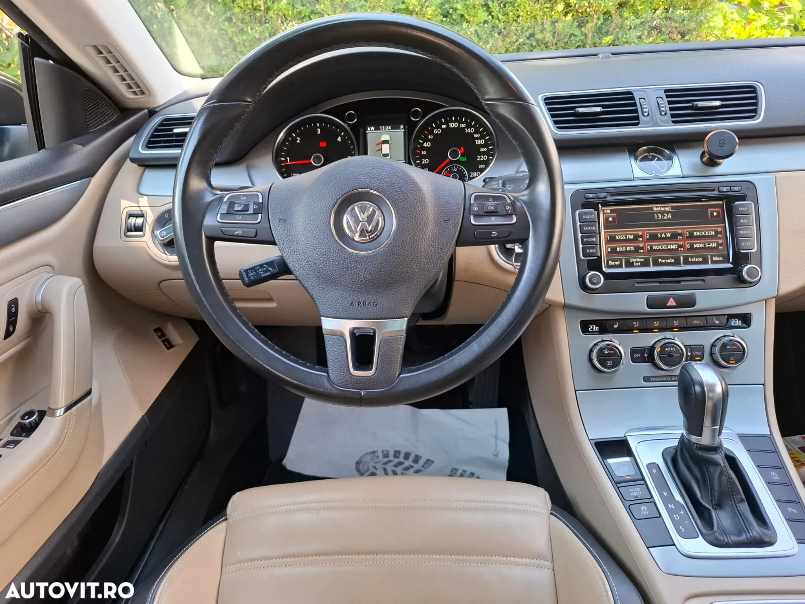 Volkswagen Passat CC 2.0 TDI DSG Exclusive - 2