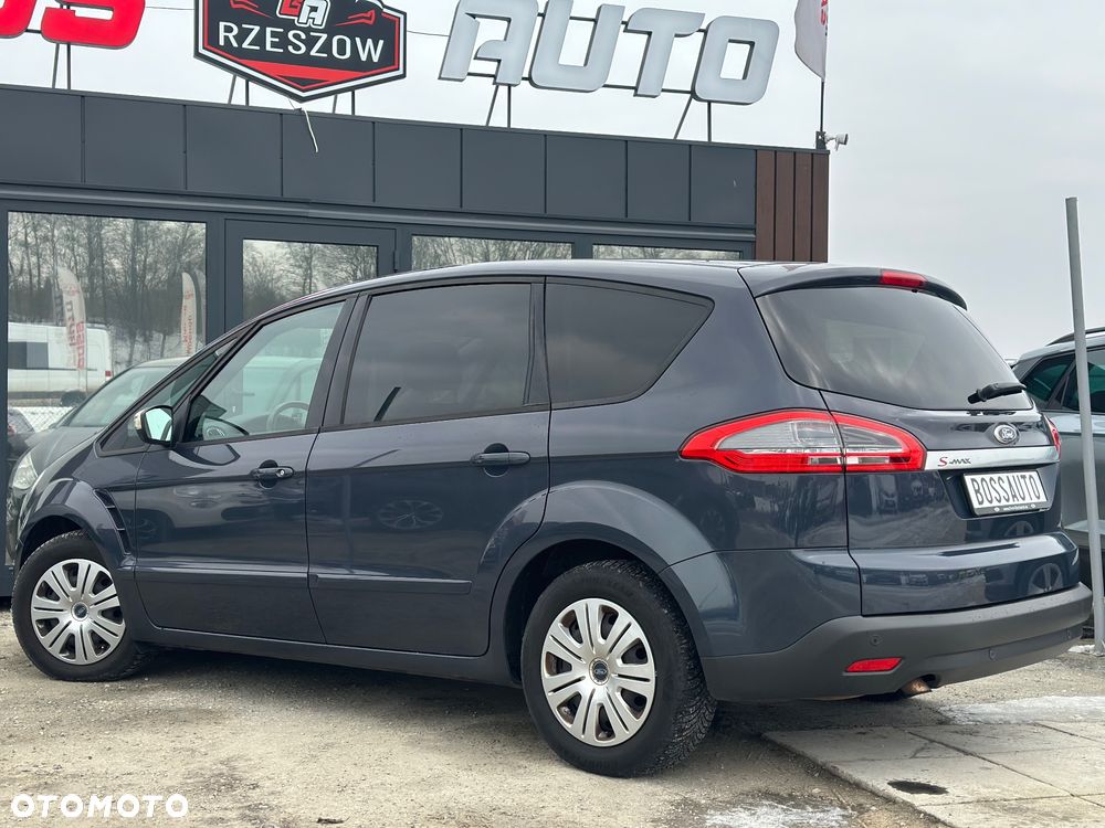 Ford S-Max - 8