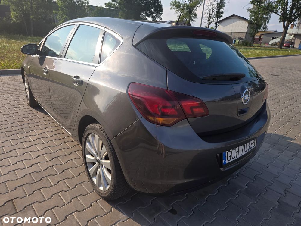 Opel Astra 1.6 Cosmo - 6