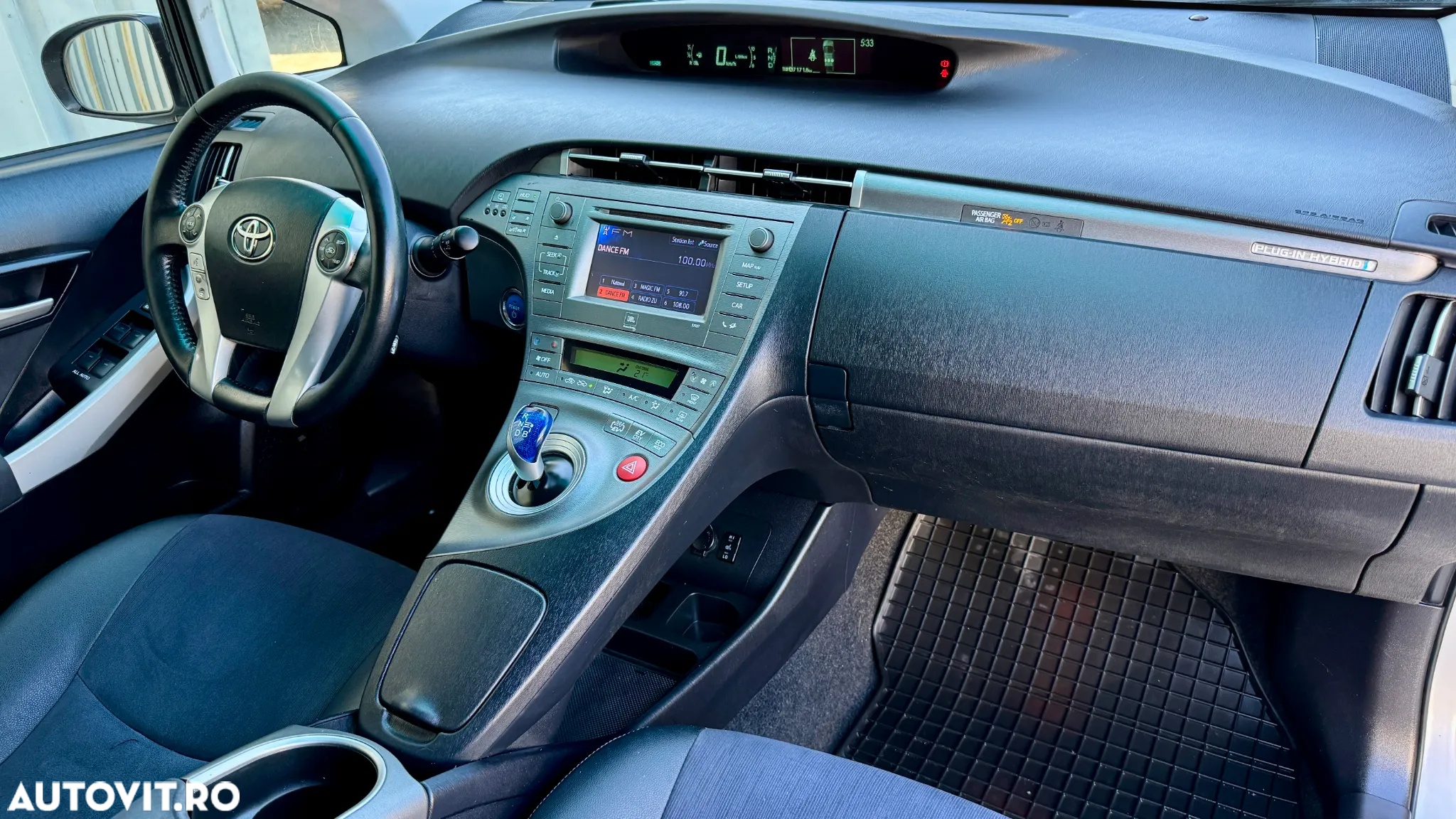 Toyota Prius - 6