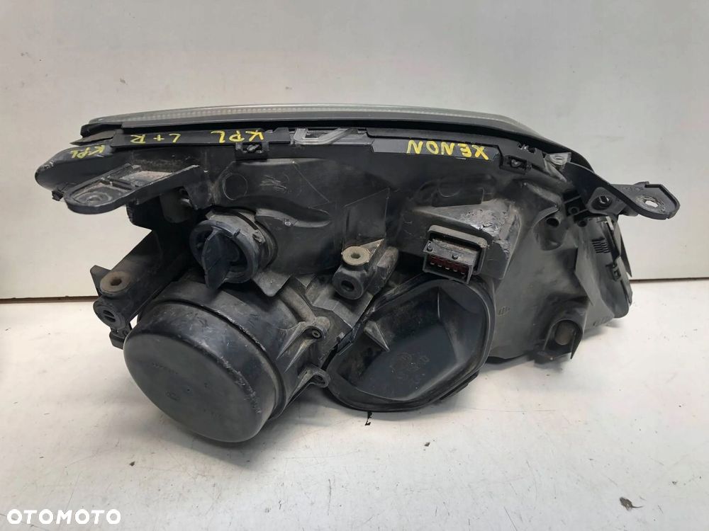 Reflektory Lampy Xenon Opel Vectra C - 3